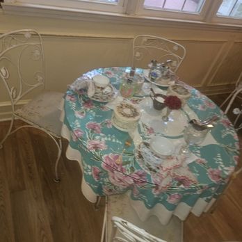 Calabash Garden Tea Room - Tea Rooms Near Me - Calabash, North Carolina