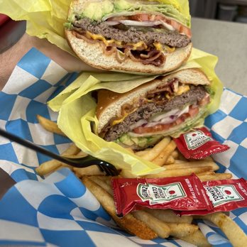 Legends Classic Diner - Bacon Avocado Cheeseburger Combo - American Near Me - Glendora, California