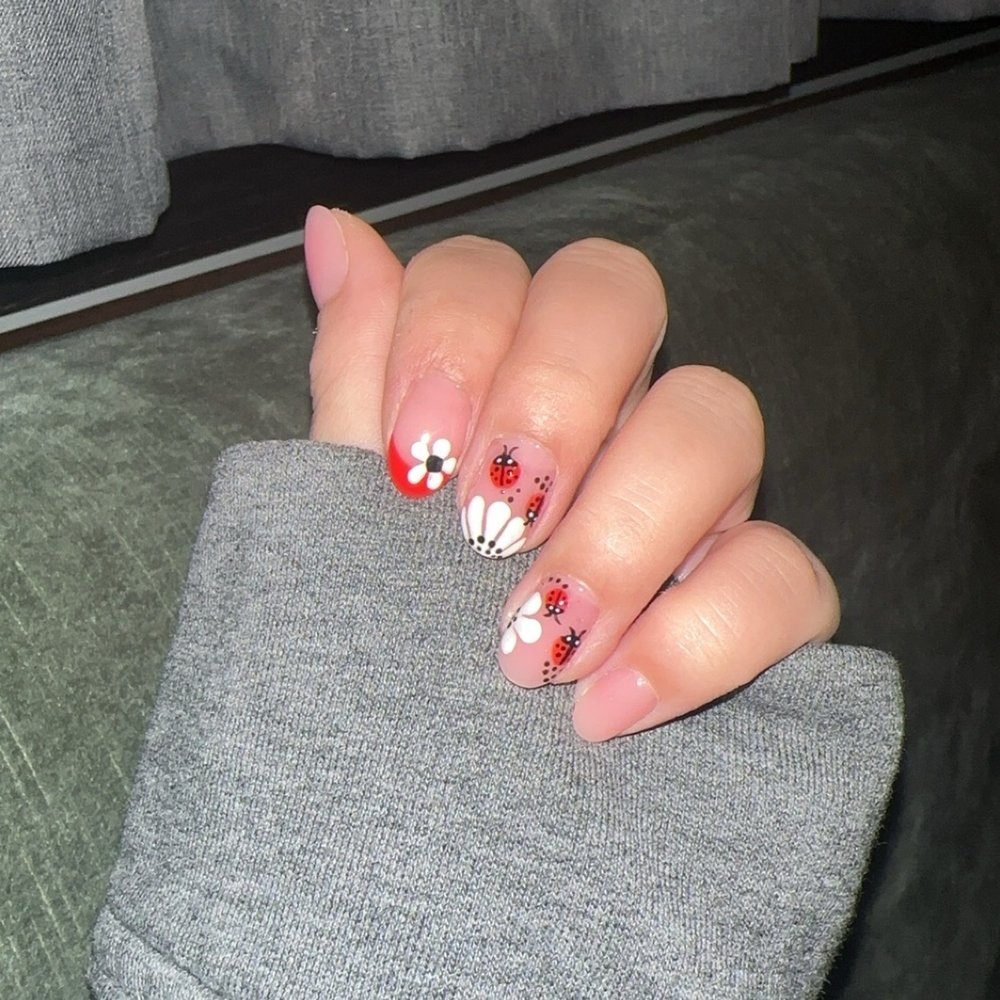 A List Nail Studio - Nail Salons Near Me - Philadelphia, Pennsylvania
