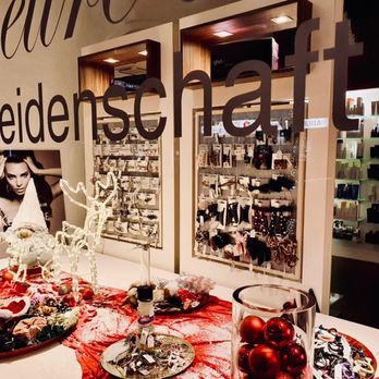 Die Friseure Köln - Hair Stylists Near Me - Cologne, NW Die Friseure Köln - Hair Stylists Near Me - Cologne, NW