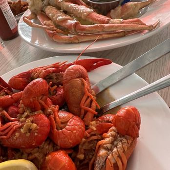 Stinkin Crawfish Key West - Crawfish and snow crab - Cajun/Creole Near Me - Key West, Florida