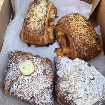 Riverwalk Artisan Fair - Felicafe Crossisant's - Flea Markets Near Me - Bakersfield, California Riverwalk Artisan Fair - Felicafe Crossisant's - Flea Markets Near Me - Bakersfield, California