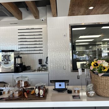 MOHI Ranch - Coffee/juice bar - Wineries Near Me - Morgan Hill, California