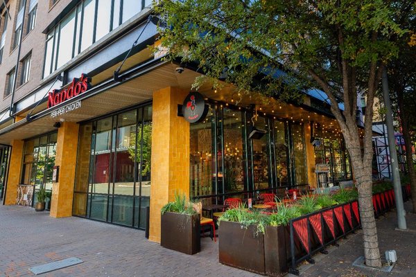 Nando's PERi-PERi by null