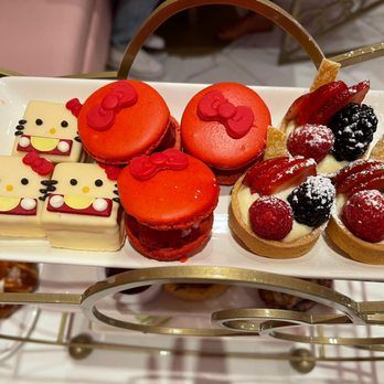 Hello Kitty Cafe - Cafes Near Me - Irvine, California Hello Kitty Cafe - Cafes Near Me - Irvine, California