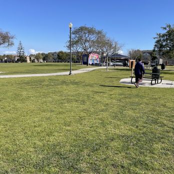 East Park - Parks Near Me - Oxnard, California