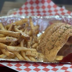 Off The Hook Seafood Eatery
