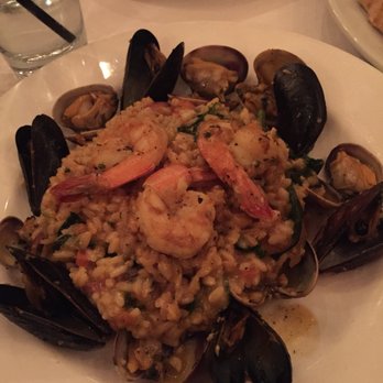 Cafe Santorini - Red Red Curry Risotto with Seafood. Get this - Italian Near Me - Pasadena, California Cafe Santorini - Red Red Curry Risotto with Seafood. Get this - Italian Near Me - Pasadena, California
