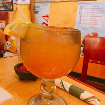 Azteca Mexican Restaurant - Huge margaritas! - Mexican Near Me - Kennewick, Washington