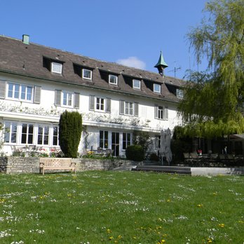 Landgut Burg - Das Grosse Haus - Hotels Near Me - Weinstadt, BW