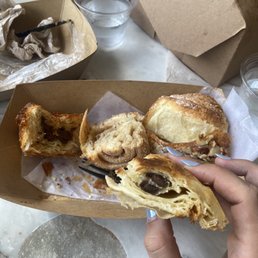 Chocolate Éclair