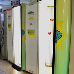 Chili Pepper's Tanning & Wellness - Level 3 Standups