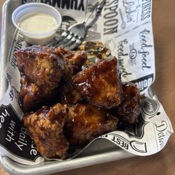 Brothers Pub and Grub - Honey BBQ chicken wings