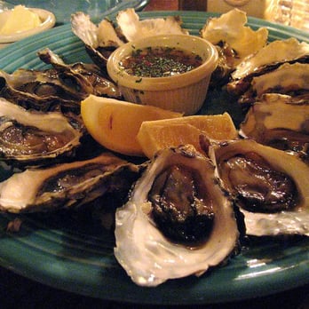 Coast Cafe - Oysters on the half shell - New American Near Me - Bolinas, California