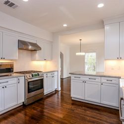 Kirby Taylor Homes - Kitchen Remodel - West University