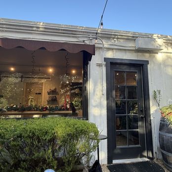 Seabold Cellars - Wine Tasting Room Near Me