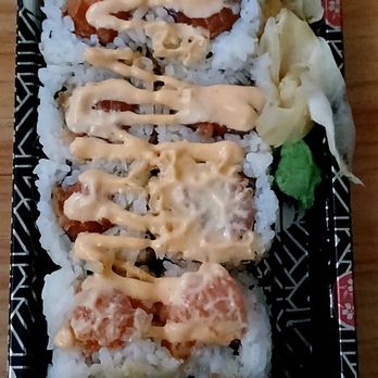 Teriyaki One - Salmon avocado   sushi  roll - Japanese Near Me - Brooklyn, New York
