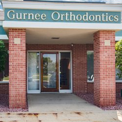 Orthodontic Specialists of Lake County - Gurnee - Gurnee exterior front door