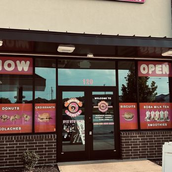 Smiling Donuts - Bubble Tea Near Me - Pflugerville, Texas