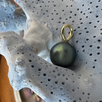 Mythos - Tahitian Pearl in 18K - Jewelry Near Me - San Diego, California Mythos - Tahitian Pearl in 18K - Jewelry Near Me - San Diego, California