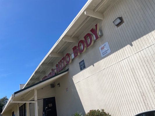CALIFORNIA AUTO BODY - Updated July 2026 - 24 Photos & 56 Reviews ...