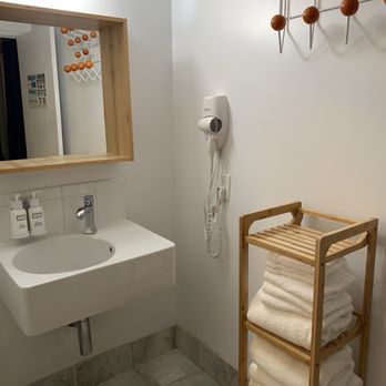 Hamlet Inn - Hotels Near Me - Solvang, California