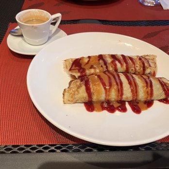 La Piccolina - Crepes with peach sauce - Italian Near Me - New Milford, Connecticut La Piccolina - Crepes with peach sauce - Italian Near Me - New Milford, Connecticut