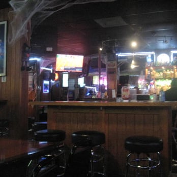 Marathon Taverna - The interior is sort of meh. I have a feeling some of the patrons warm the bar stools on a regular basis. Surly, too. - Sports Bars Near Me - Portland, Oregon Marathon Taverna - The interior is sort of meh. I have a feeling some of the patrons warm the bar stools on a regular basis. Surly, too. - Sports Bars Near Me - Portland, Oregon