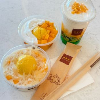 Hui Lau Shan - J3 Pomelo mango with sago A8 Mango Coconut noodle D5 Mango & Coconut Juice with Aloe Jelly - Desserts Near Me - Frisco, Texas Hui Lau Shan - J3 Pomelo mango with sago A8 Mango Coconut noodle D5 Mango & Coconut Juice with Aloe Jelly - Desserts Near Me - Frisco, Texas