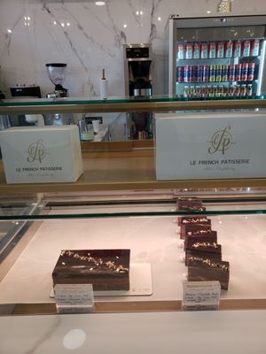 Le French Patisserie by null