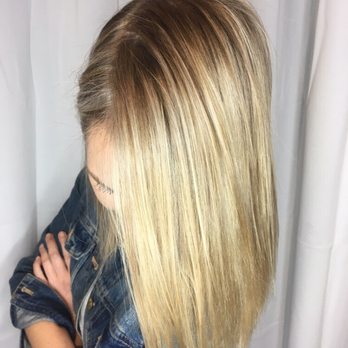 Noelle Vandenberg - Cool blonde with a shadowed root - Hair Stylists Near Me Noelle Vandenberg - Cool blonde with a shadowed root - Hair Stylists Near Me