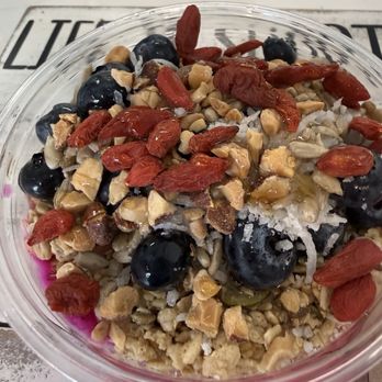 Berry Brand - Ontario Ranch - Pataya coconut, goji berry, almond, blueberry and apple honey. - Acai Bowls Near Me - Ontario, California Berry Brand - Ontario Ranch - Pataya coconut, goji berry, almond, blueberry and apple honey. - Acai Bowls Near Me - Ontario, California