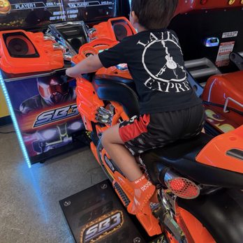 Sky Zone Hurst Trampoline Park - Game room is small but nice - Trampoline Parks Near Me - Hurst, Texas Sky Zone Hurst Trampoline Park - Game room is small but nice - Trampoline Parks Near Me - Hurst, Texas