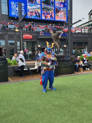 Gallagher Way by null