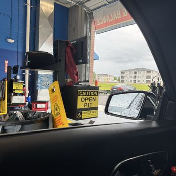 Express Oil Change & Tire Engineers - Tires Near Me - Pooler, Georgia Express Oil Change & Tire Engineers - Tires Near Me - Pooler, Georgia
