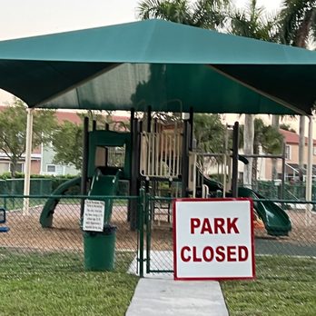Towngate Park and Pool - Parks Near Me - Pembroke Pines, Florida Towngate Park and Pool - Parks Near Me - Pembroke Pines, Florida