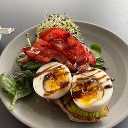Ladelokal - Avocado toast