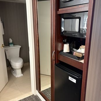 Courtyard by Marriott Portsmouth - Hotels Near Me - Portsmouth, New Hampshire