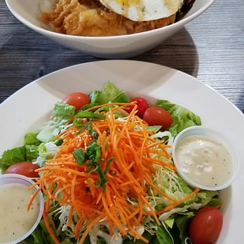 Da Kitchen Maui - Maui salad $10.00. Shredded cabbage, carrots, a few tomatoes and romaine lettuce. Meh. Pricier than whole foods! - Hawaiian Near Me - Kihei, Hawaii Da Kitchen Maui - Maui salad $10.00. Shredded cabbage, carrots, a few tomatoes and romaine lettuce. Meh. Pricier than whole foods! - Hawaiian Near Me - Kihei, Hawaii