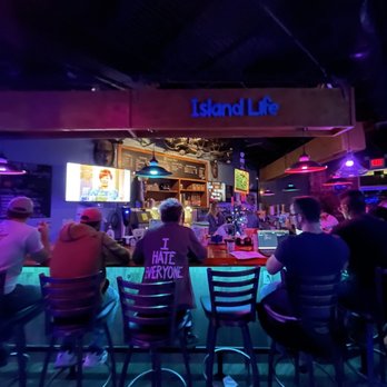 Island Root Stuart Kava Bar - Bar area - Lounges Near Me - Stuart, Florida
