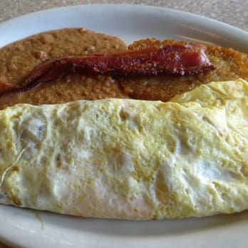 Mariachis de Jalisco - omelet plate - Mexican Near Me - Georgetown, Texas
