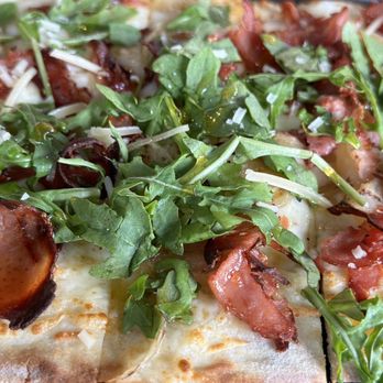 Finneys Crafthouse - Porter Ranch - Happy hour: Gary's pepperoni pizza $7 - - New American Near Me - Porter Ranch, California