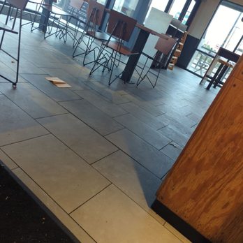 Chipotle Mexican Grill - Dirty floors - Mexican Near Me - Effingham, Illinois