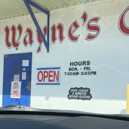 Exterior photo of Wayne's Candy - Memphis, Tennessee Exterior photo of Wayne's Candy - Memphis, Tennessee