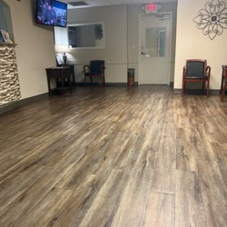 Pain & Rehabilitation Consultants - Waiting area