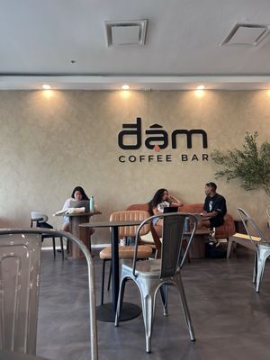 đậm coffee bar by null