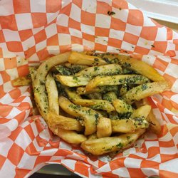 Small garlic pesto fries