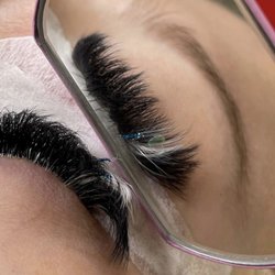 Looks By Sierraa