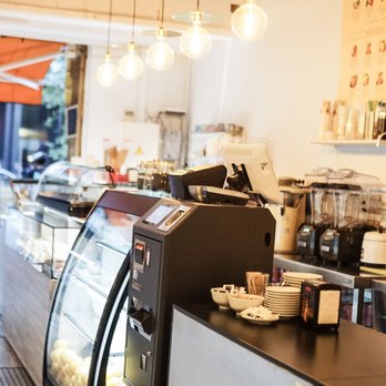 KopiTiam - Juice Bars & Smoothies Near Me - Barcelona, B