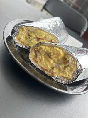 Hayes Market and deli by null